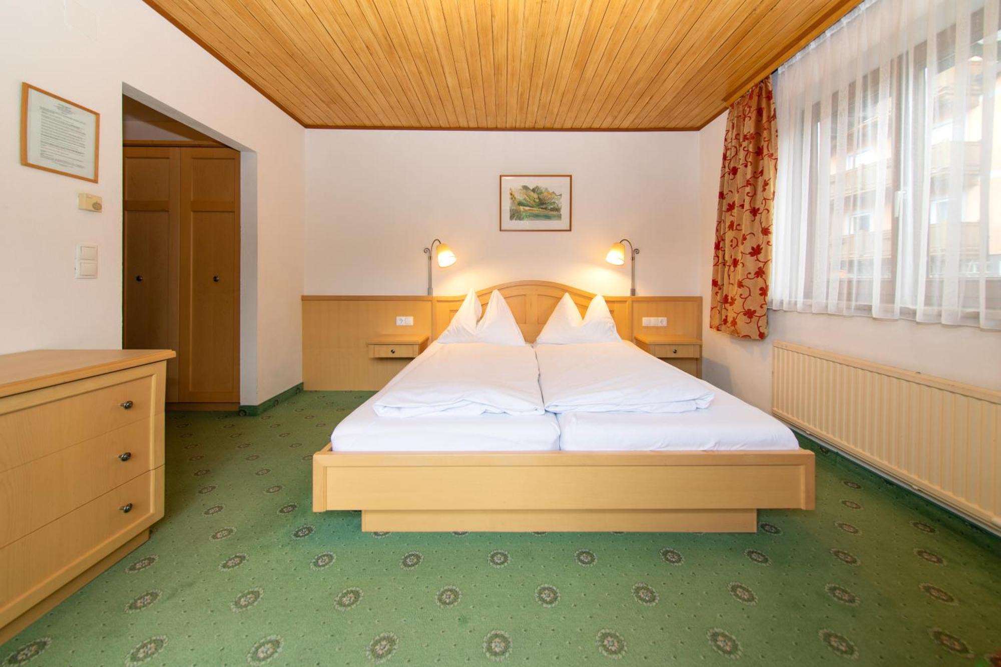 Pension Mozart Wagrain Exterior photo