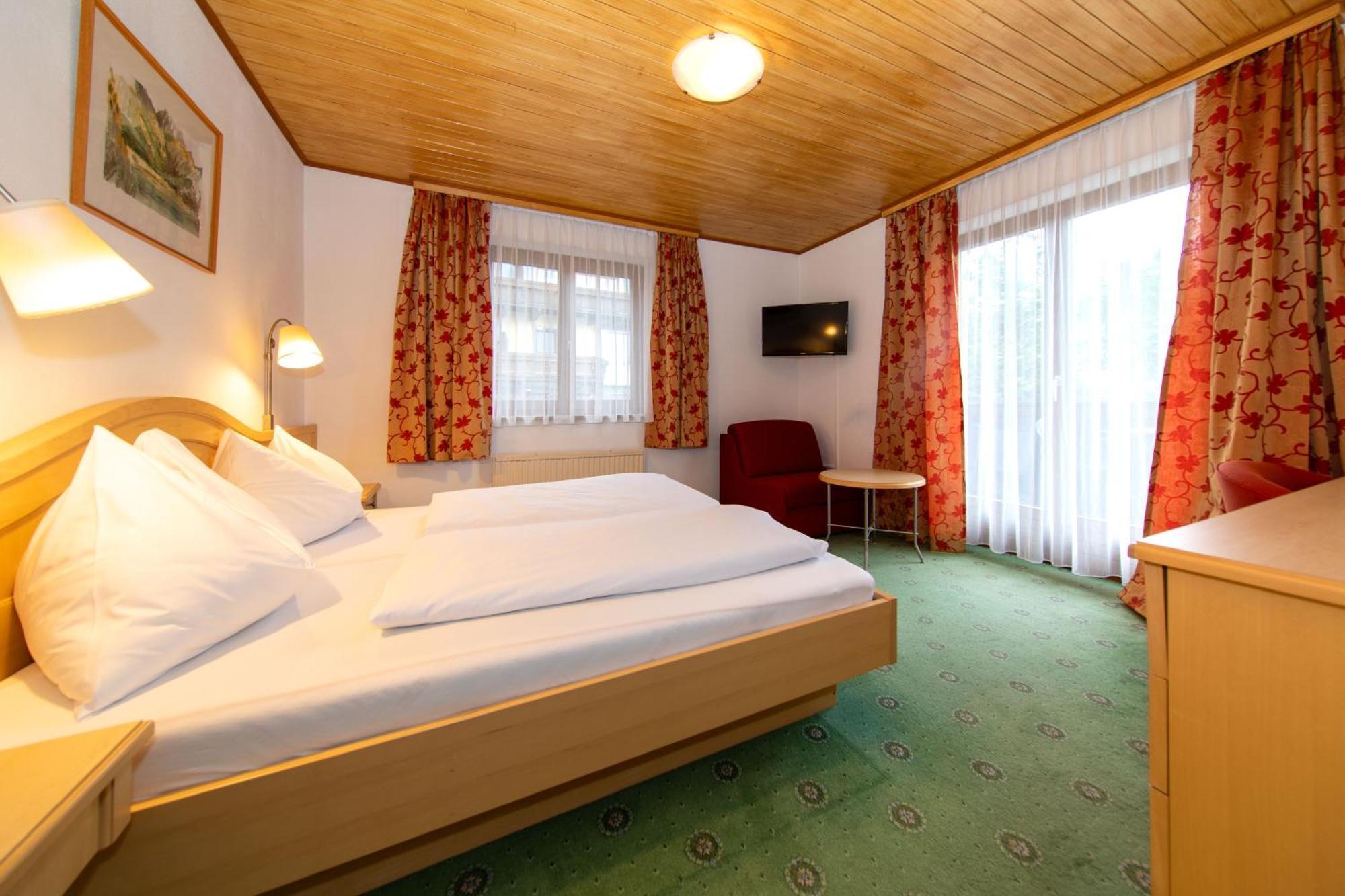 Pension Mozart Wagrain Exterior photo